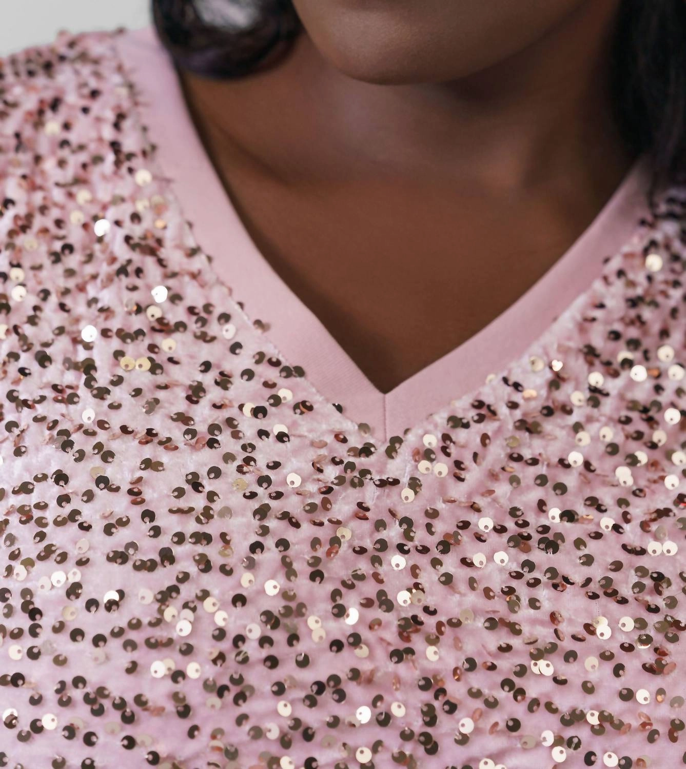 Wevanna Sparkling Sequin Top In Mauve