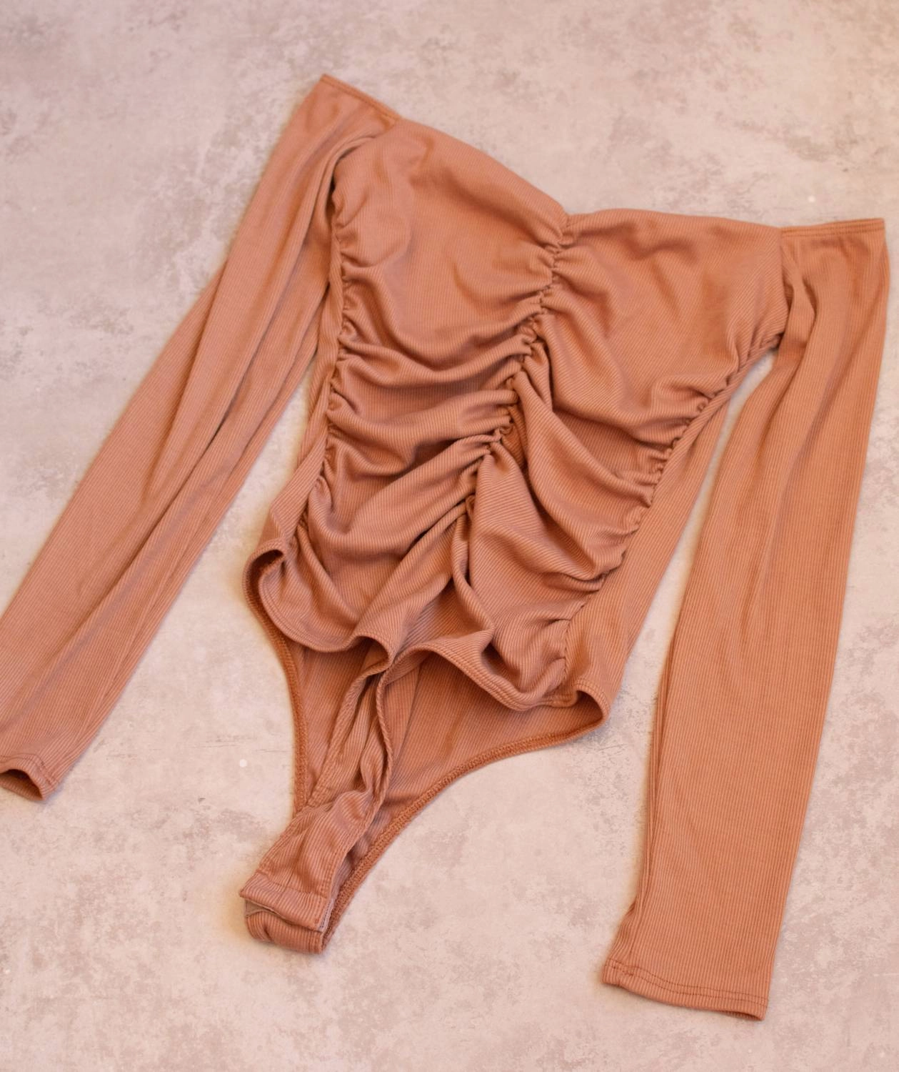 Women's Off-The-Shoulder Bodysuit In Mocha