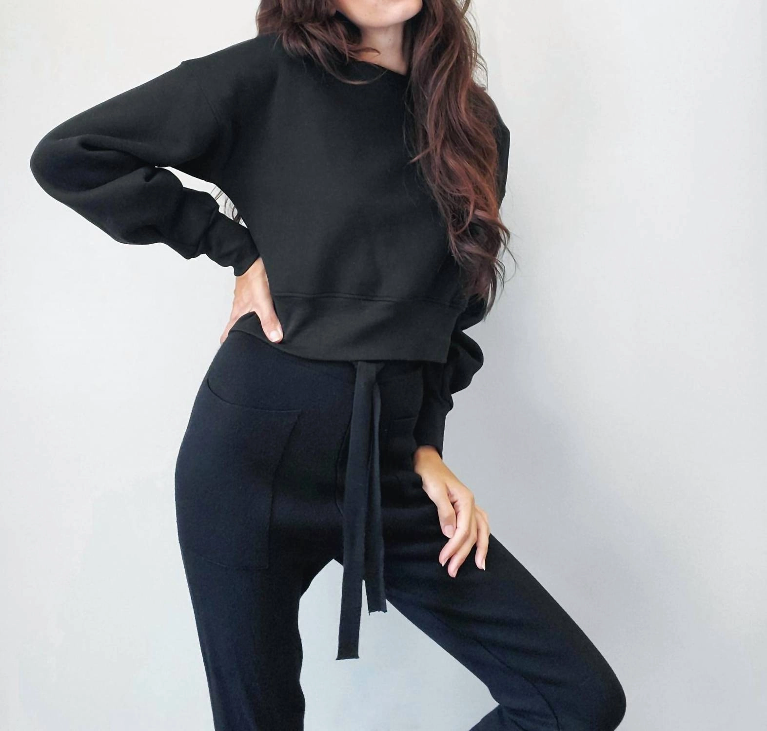 Zade Sweatshirt In Black